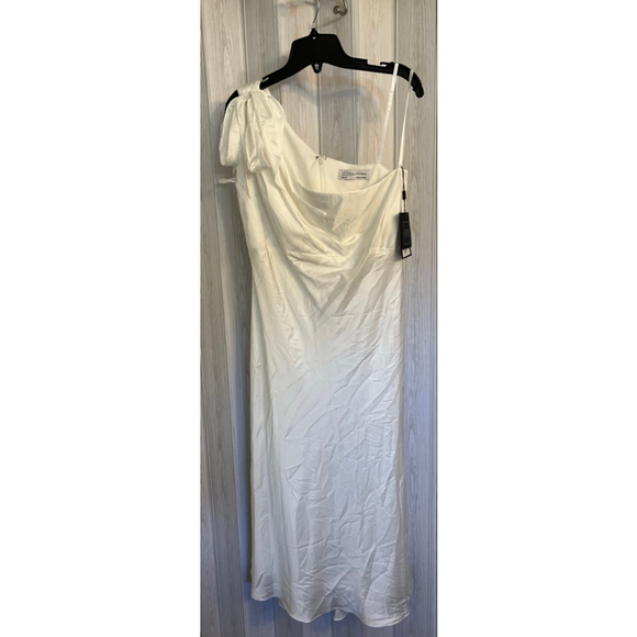 NWT IEENA for Mac Duggal White Satin One Shoulder Dress Size 10 - Picture 5 of 11